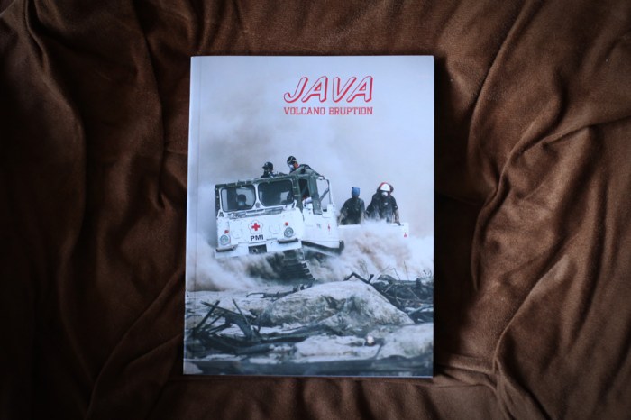 java vulcano eruption