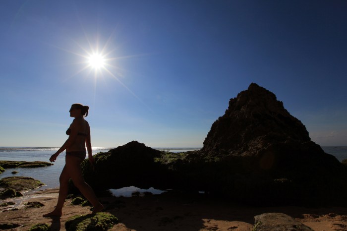 Pantai Padang Padang Bali